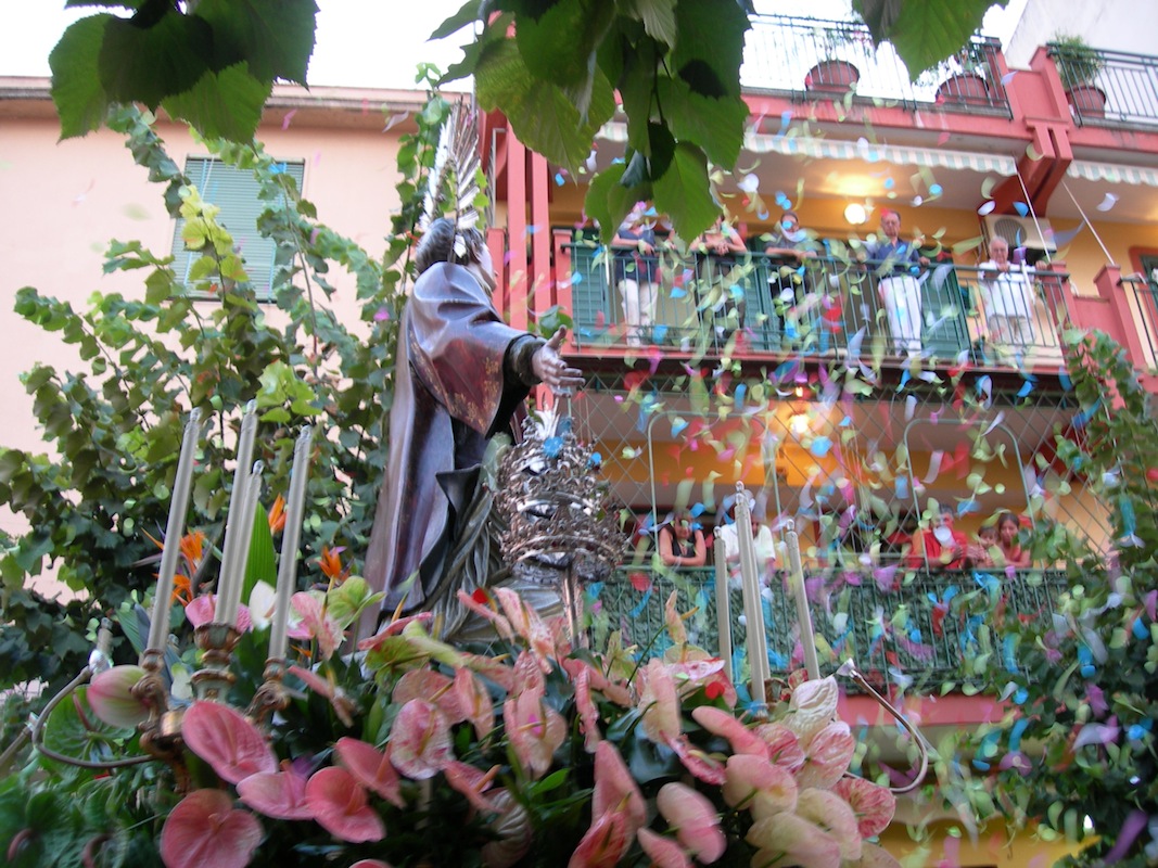 Confetti thrown from a balcony Confetti thrown from a balcony
