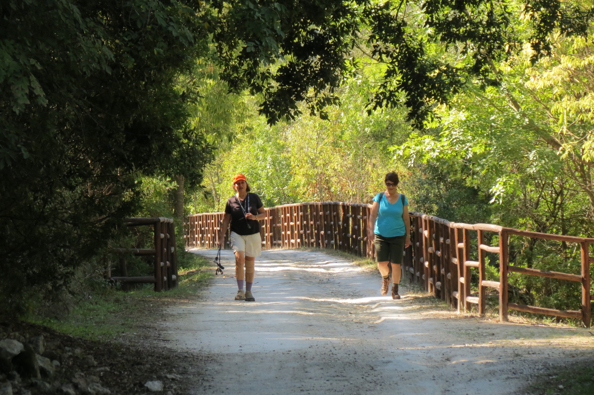 walking in Pantalica