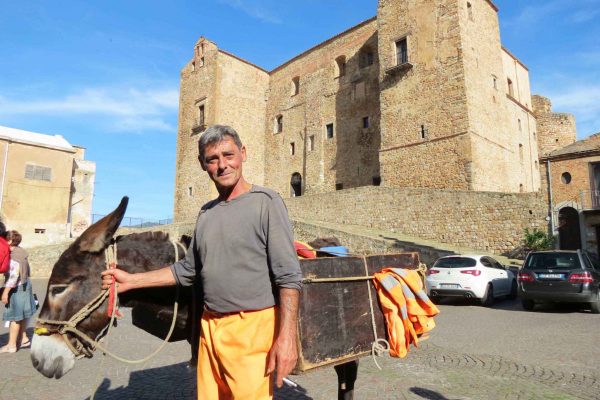 Rubbish collection at Castelbuono