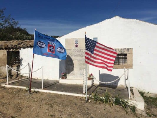 The monument at Ponte Dirillo