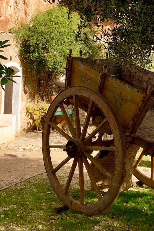 Sicilian cart