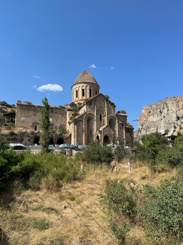 Öşvank monastery