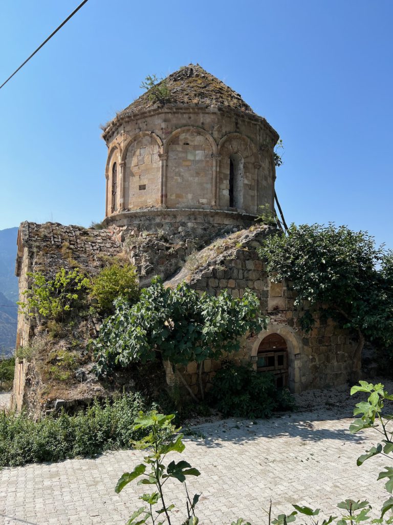 Dolishane kilise